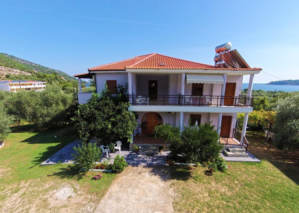 Athina Hotel Koinira Bagian luar foto