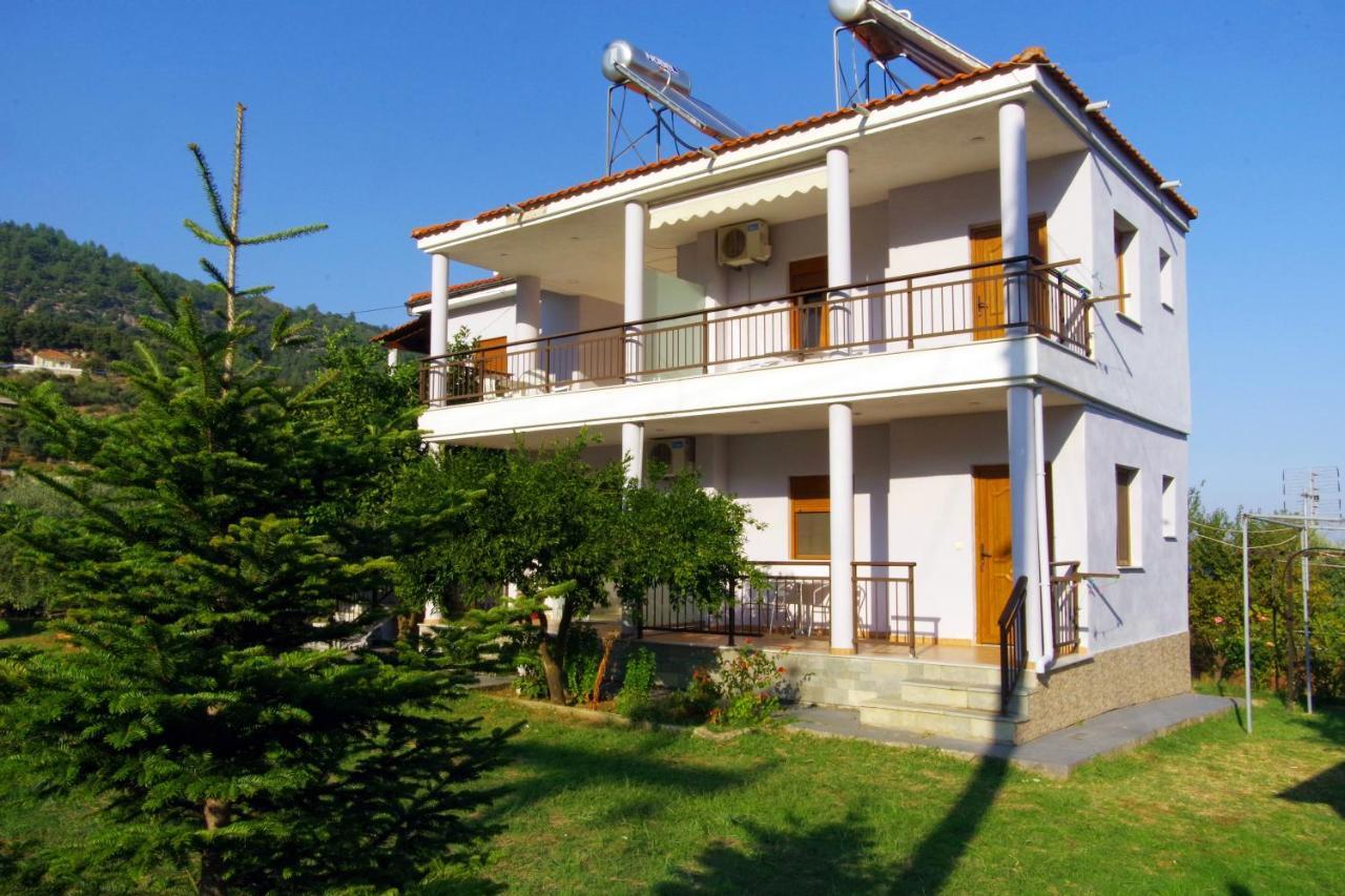 Athina Hotel Koinira Bagian luar foto